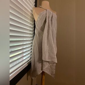 Kaufmanfranco Elegant One-Shoulder Burlap Linen Beige Top